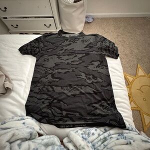 Lululemon athletic shirt